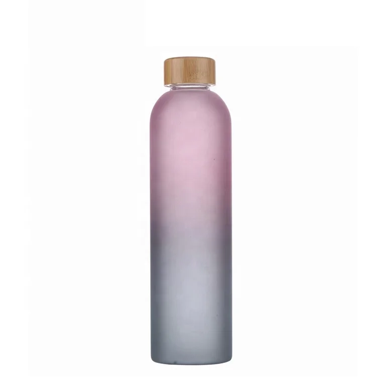 Hot sale bamboo lid borosilicate glass drinking bottle with silicone sleeve