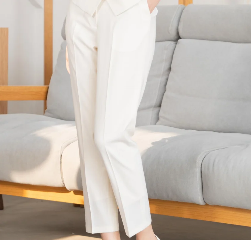 Ladies classic white notch lapel 2 single buttons suit with vest