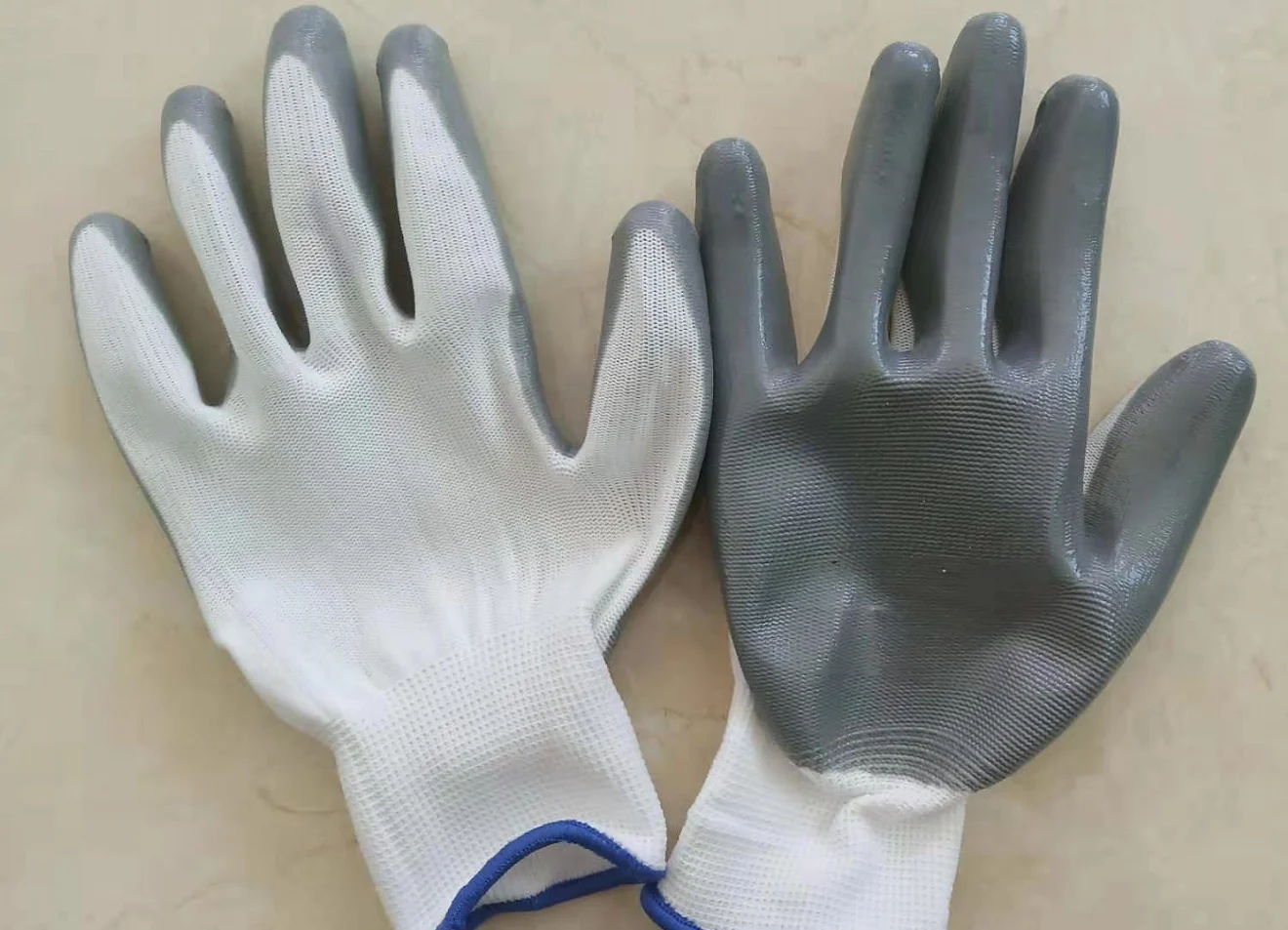 Hot selling High Quality Strong grip anti oil Nitrile coated work Gloves