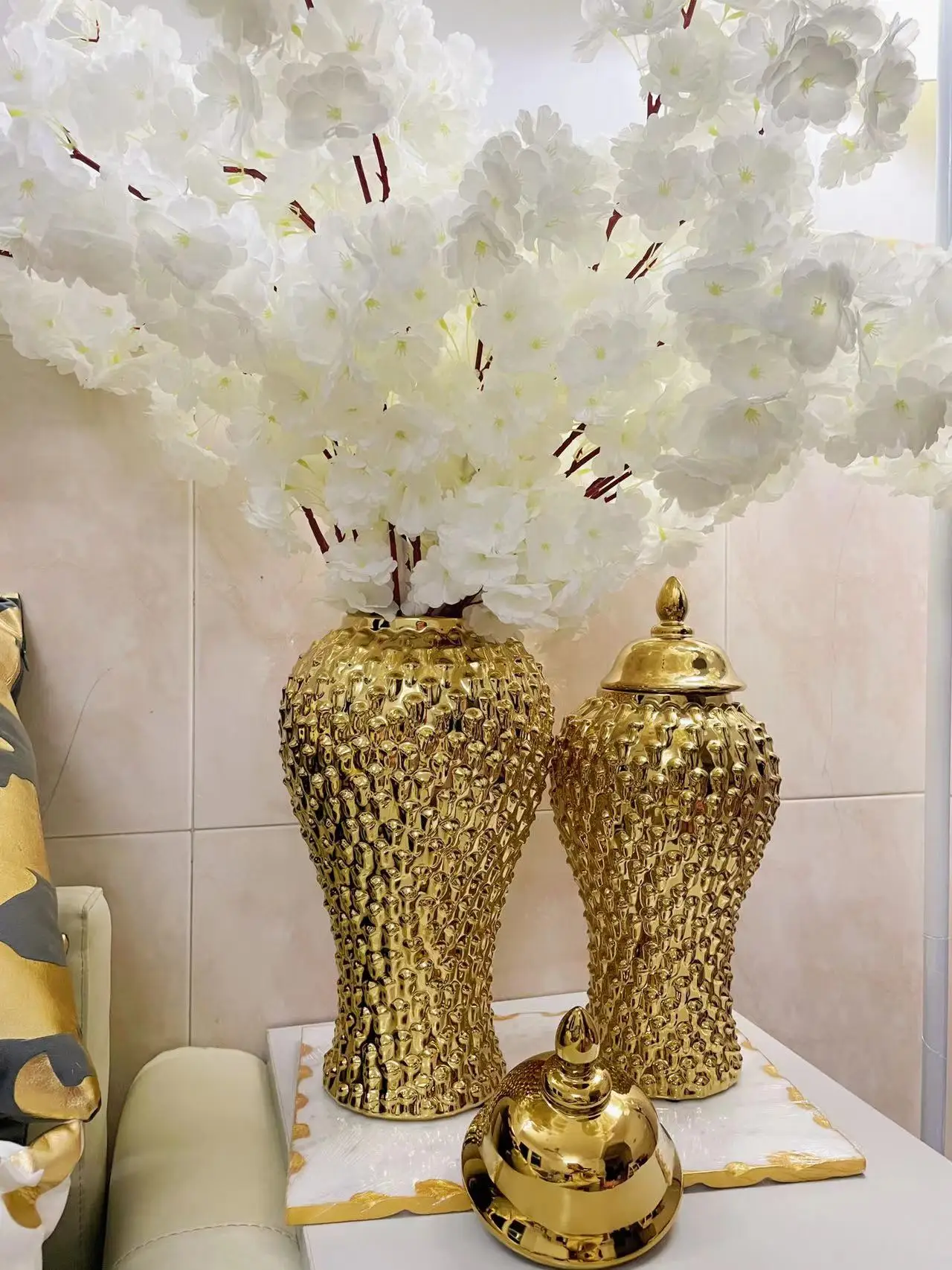wholesale Gold Petal Textured gold ginger Jars ceramic vase over sized Gold Patterned Ginger Jar for home decoration