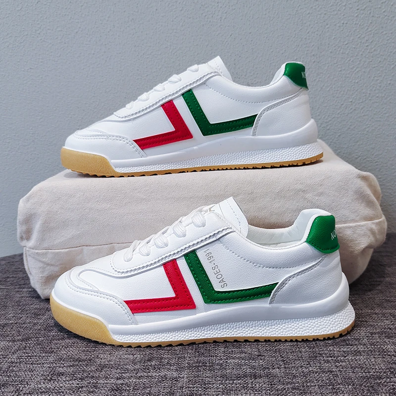 2021 Всесезонные туфли из микрофибры для доски белого цвета Размеры 35-40 модная повседневная женская обувь