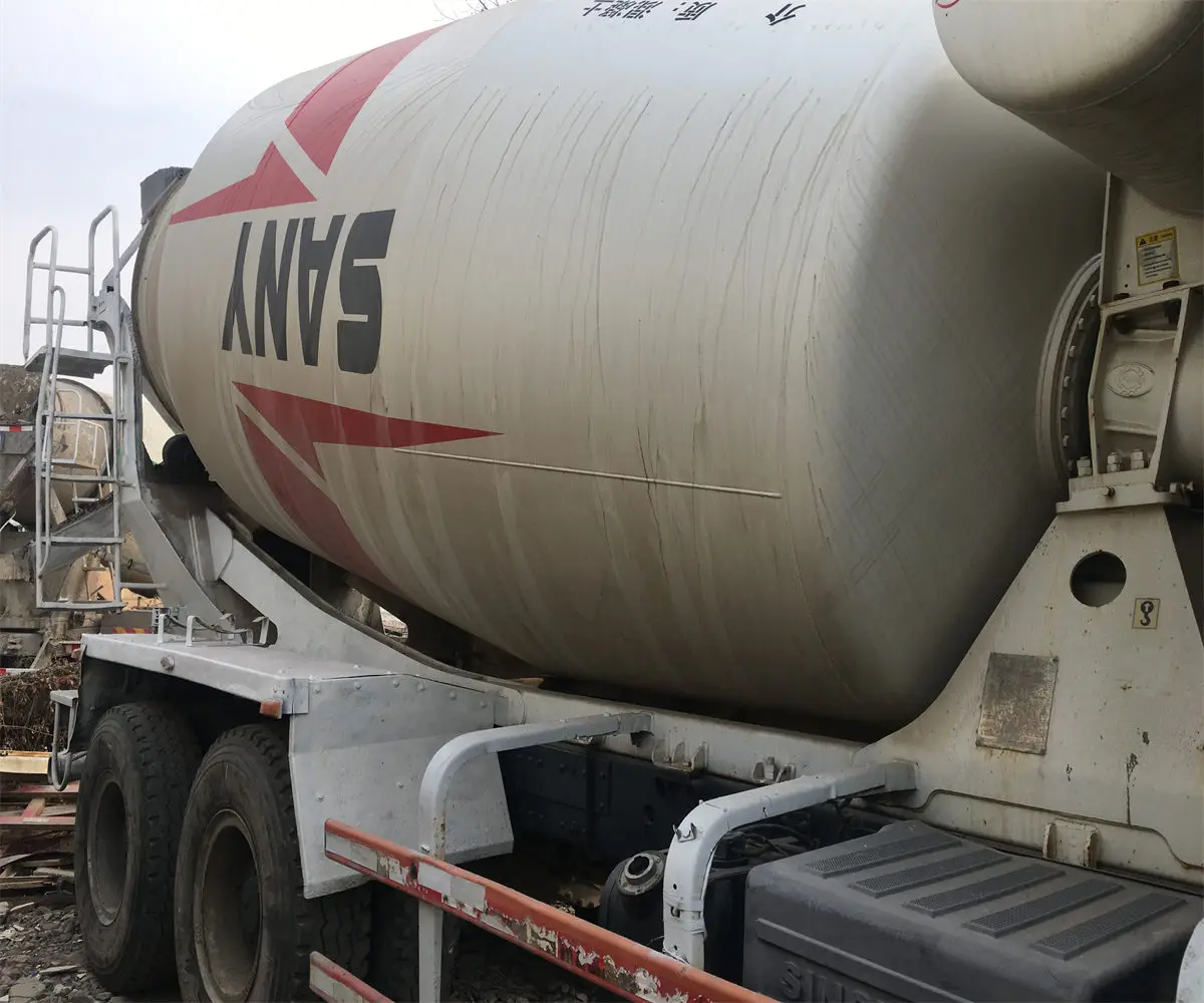 Used Japan made  Hino 700 500 mixer truck Howo Shacma 18cbm 14cbm 12cbm 10cbm concrete mixer trucks original paint spare part
