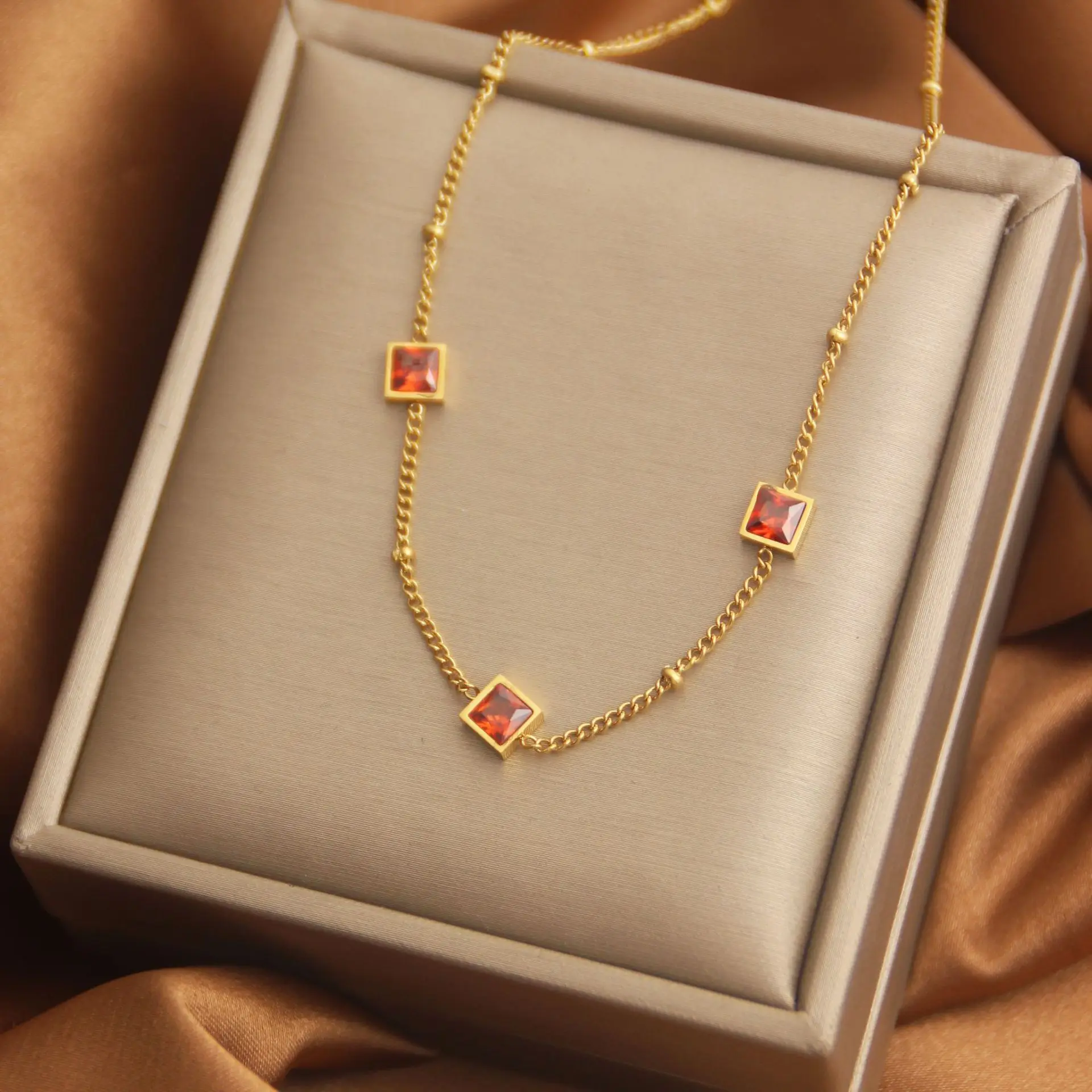 French Style High-Grade Titanium Steel Necklace Women 18K Color Zircon New European American Inspired Accessories Fashion