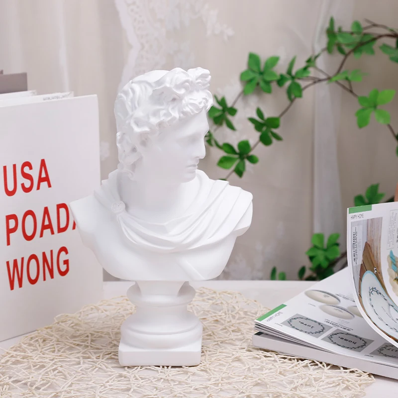 Redeco Unique Art Statue David Simple Figure Sculpture White Resin Artistic Human Body Bust Figurine For Gifts Home Decoration