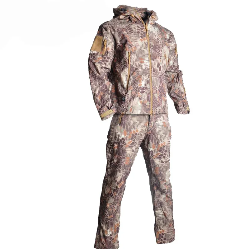 China OEM Tactical Uniform Camouflage Multi Color Tactical Suits Long Sleeve Tactical Uniform for Hunting