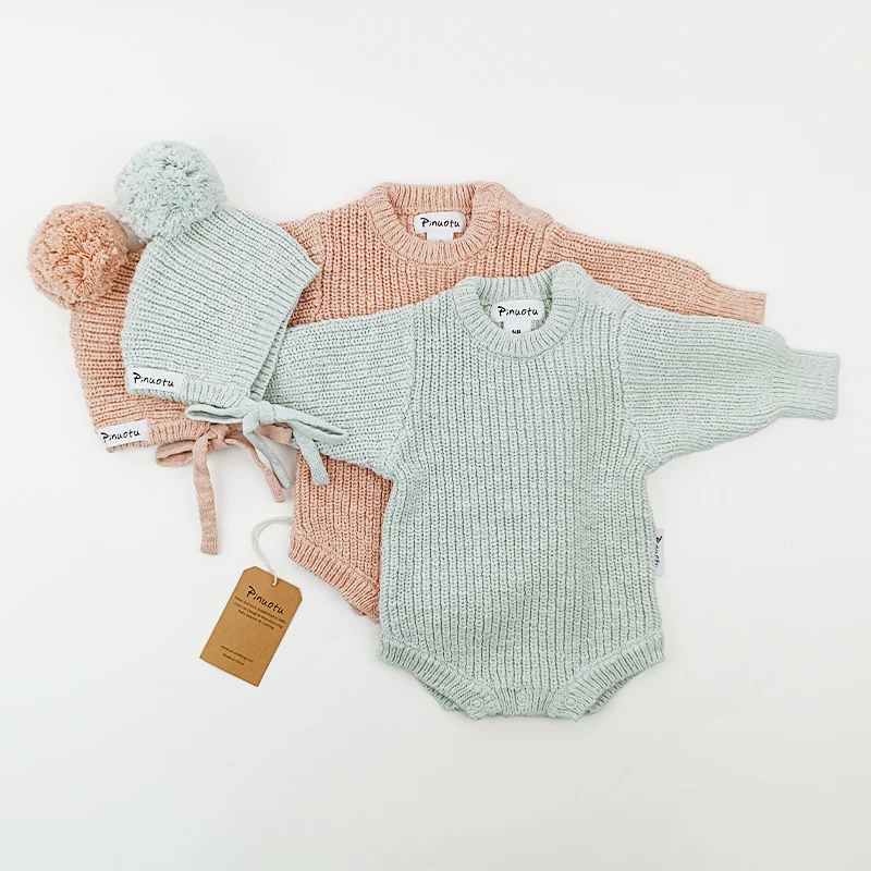 Pinuotu Baby Knitted Set Custom Pom Pom Bonnets New Born Onesie Knitwear Plain Baby Chunky Knit Sweater Bubble Romper Set
