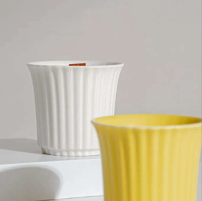 Custom Color Ceramic Candle container vessels candle jars with line embossment