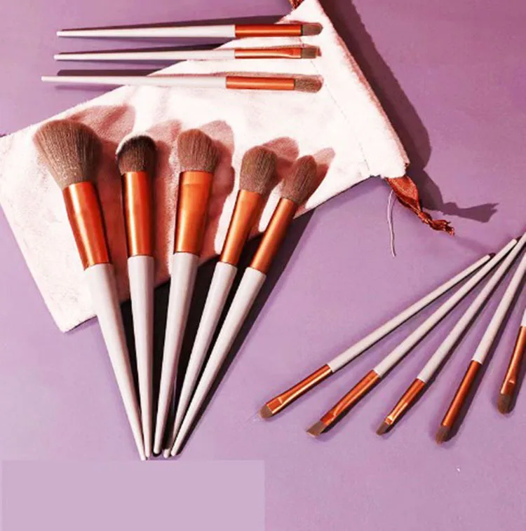 Wholesale Unique Bling Luxury Makeup Brush Set 13 pcs Quality Soft Vegan Professional Makeup BrushSet Vendor