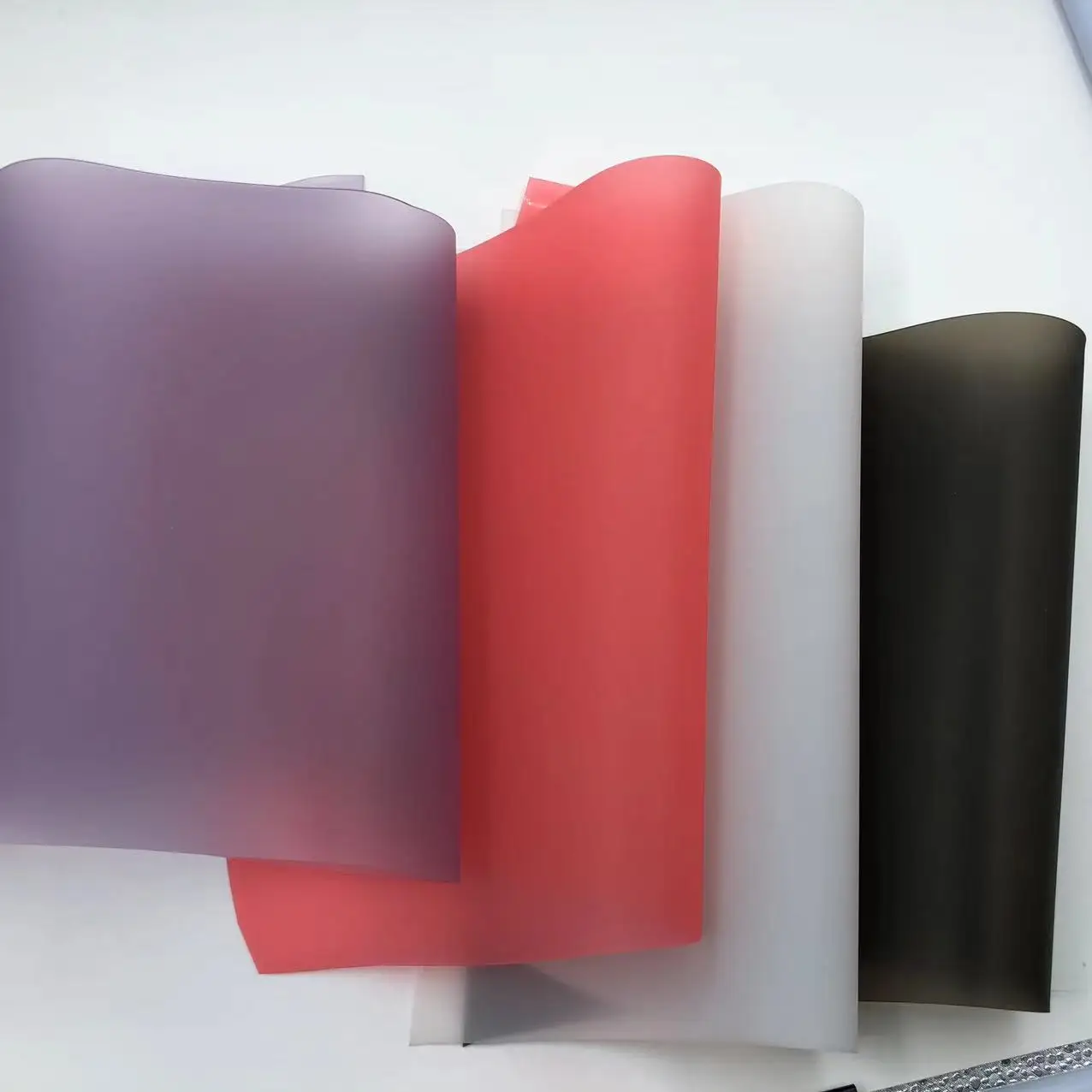 TPU Film Single Side Matte for Shoe Raincoat Hang Bag Umbrella Sport Wear Outdoor Products Customized Color Square Material Roll