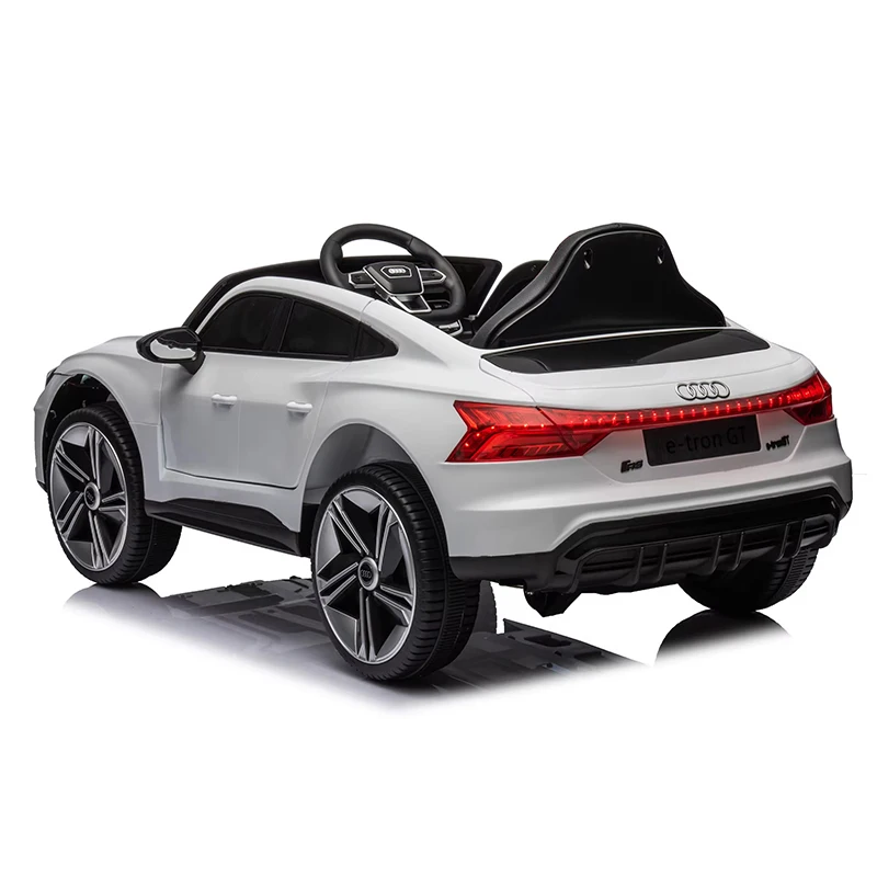 Licensed E-tron GT 12V Child Toy Cars Electric Kids Ride On Car For Kids 7 Years