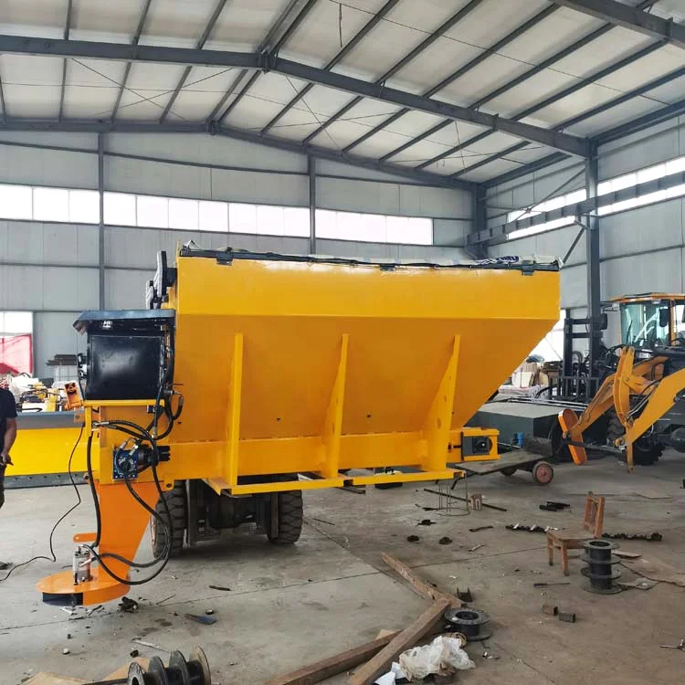 Snow melting spreader Salt spreader Road snow melting machine Suspended