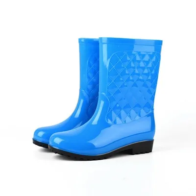 Cheap price rain boots for women anti slip low price factory PVC rain shoes