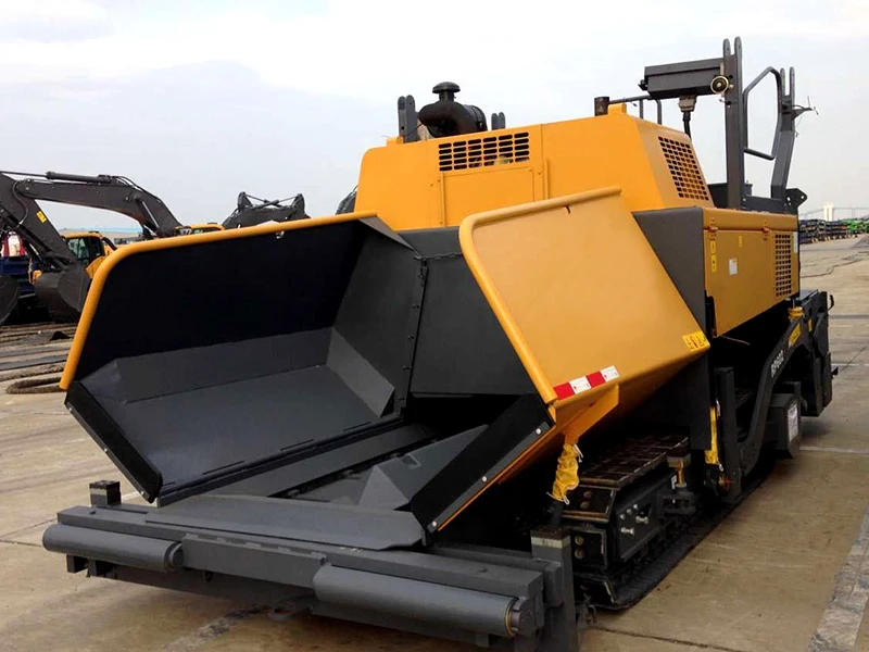 6M Concrete Paver RP603L Asphalt Road Paver Machine