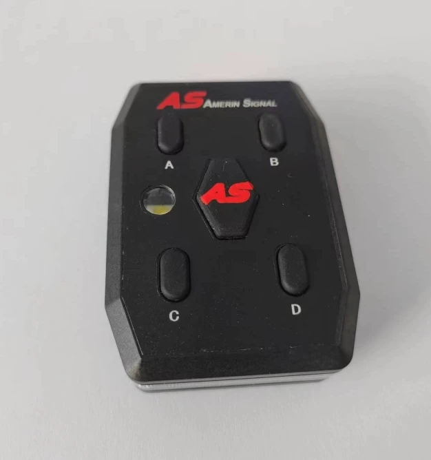 new design tri color magnetic hand free mountable LED flash shoulder light with CE