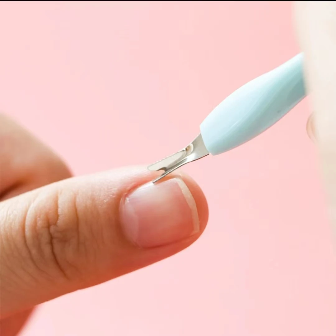 Factory Low-Priced Wholesale Nail Cuticle Pusher Two-in-One Double-Head Dead Skin Fork Embossing Exfoliating Cuticle Remover