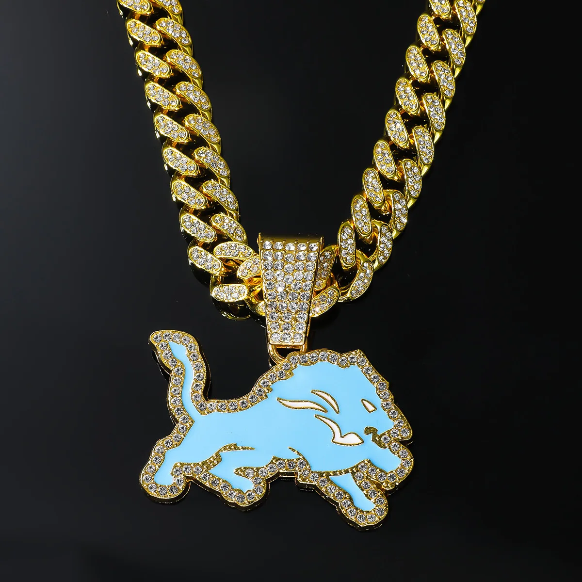 Jewelry Mens  Lion Pendant Necklace, 2.2inch in Size, Silver Plated Shiny CZ Diamonds Necklace