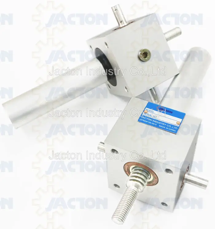 CUBIC JACKS (435).jpg