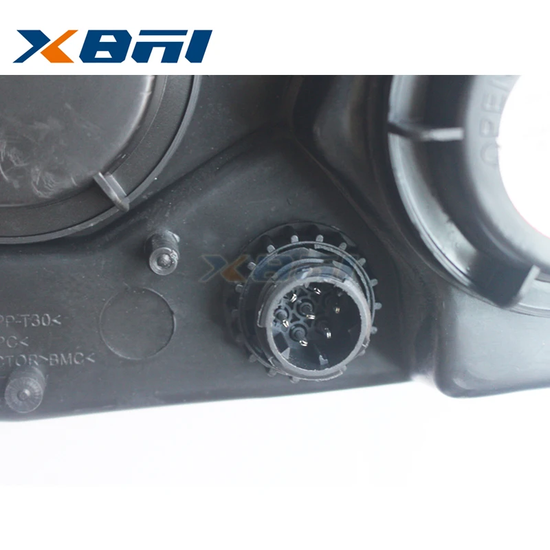 Hot Sale Headlight for SITRAK C7H Cab House Parts Trailer Headlight (with DRL) 812W25101-6004 812W25101-6003