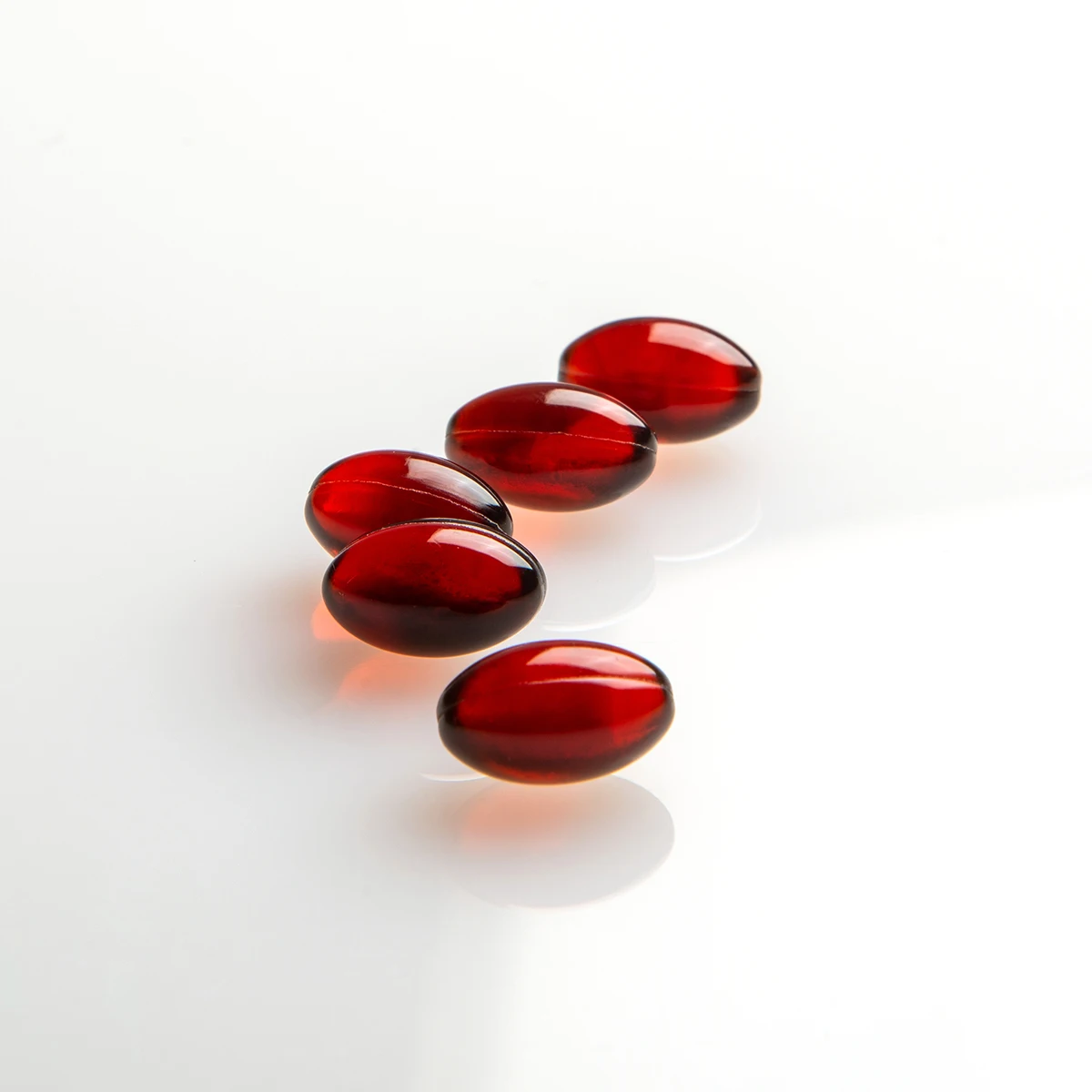 OEM Krill Oil Softgels капсулы витамин С омега-3 EPA DHA астаксантин дополнение криловое масло Softgels