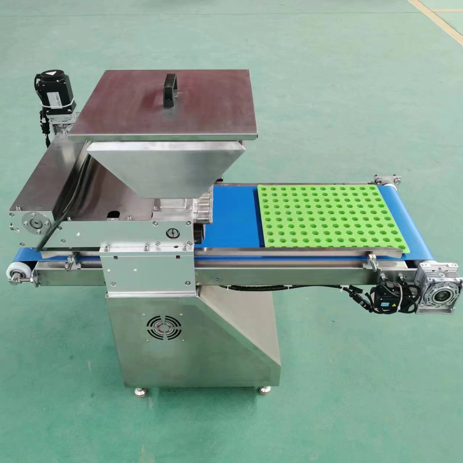 Gummy Bear Candy Machine Chocolate bar Making Small Full Automatic Depositor Fabrication Bonbon Jelly Gummy Machine