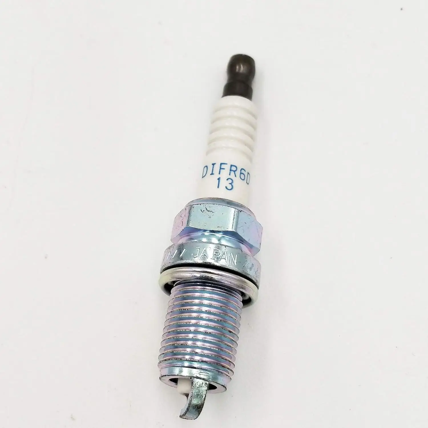 Wholesale Good Performance Cheap Sale Ignition System Car Genuine Spark Plug Iridium For Ngk Oem  12120040551 SILZKGR8B8S