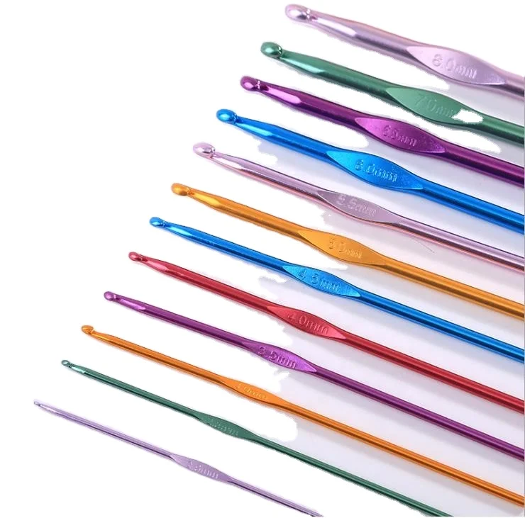 12 PCSMulti-Coloured Aluminum 2mm-10mm Handle Crochet Hooks Knitting Knit Needles Weave Yarn Set