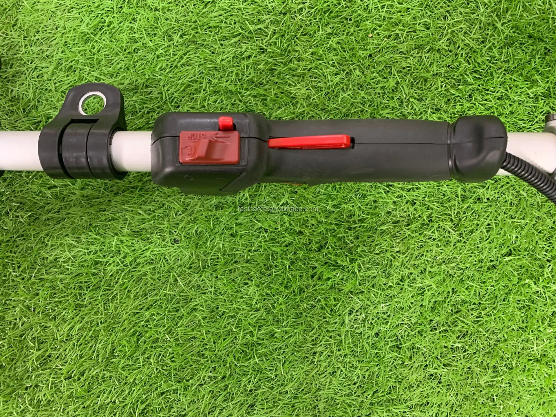 Professional equipment machine SHT2600 2 stroke pole hedge trimmer