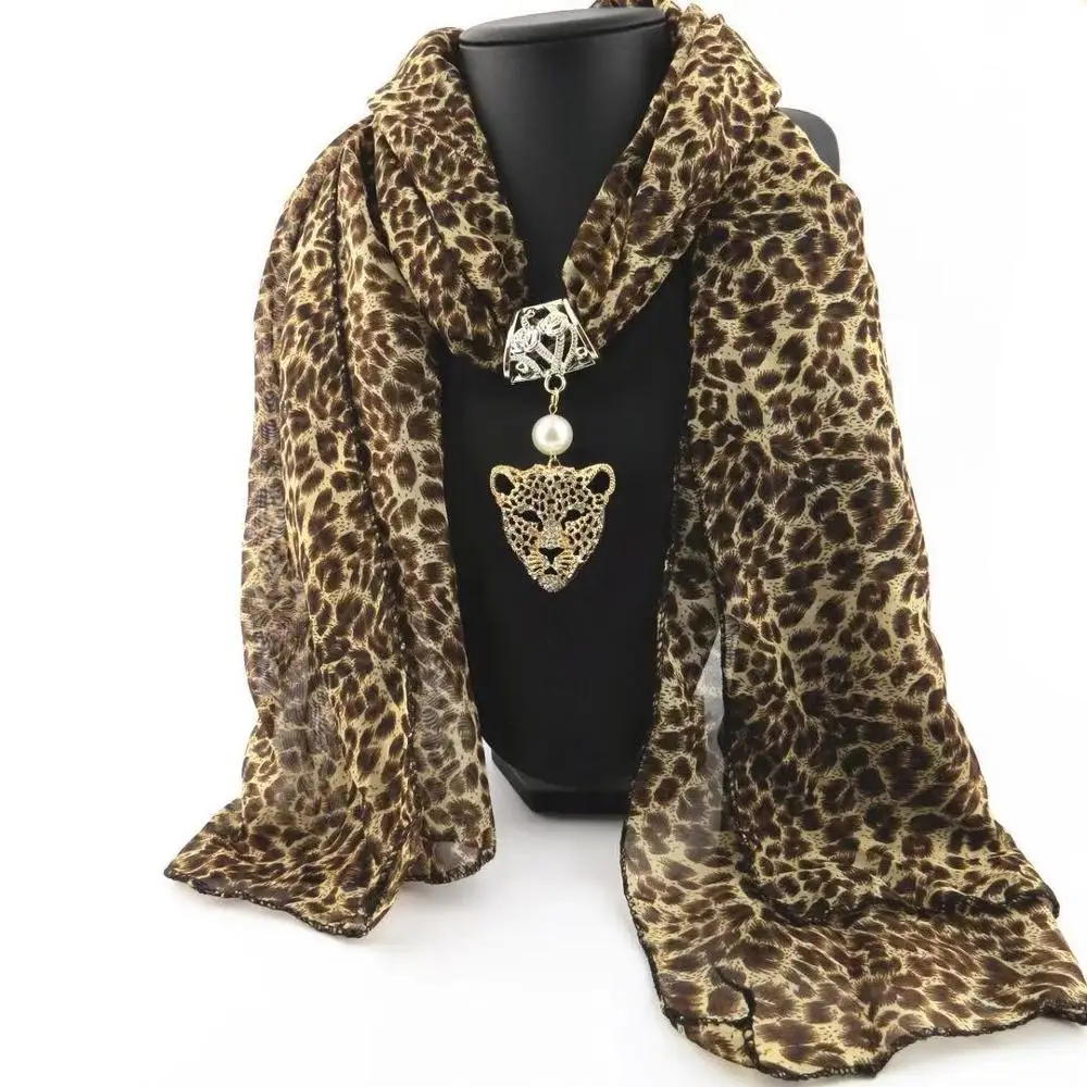 Top-selling New Leopard Chiffon Scarf Fashion Autumn/Spring Necklace Jewelry Pendant Infinity Scarfs for Women