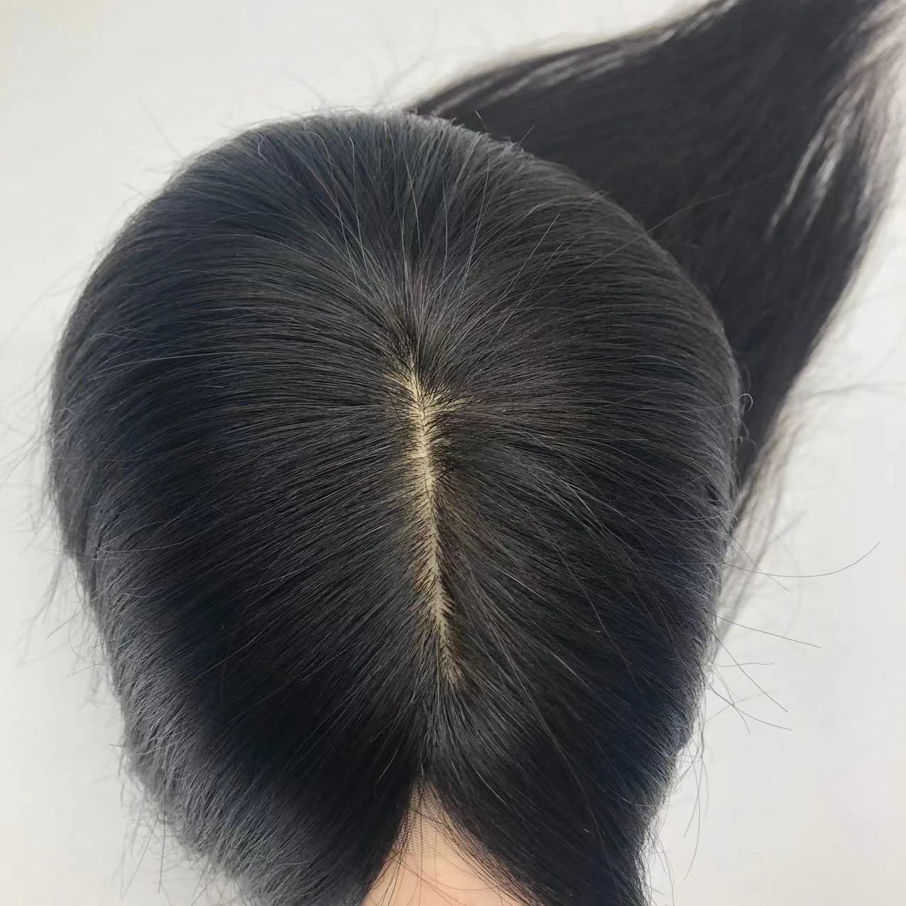 High Quality 30 Inch Natural-looking Silk Injection Chinese Remy Human Hair 4x4 Lace Front Wigs For Women