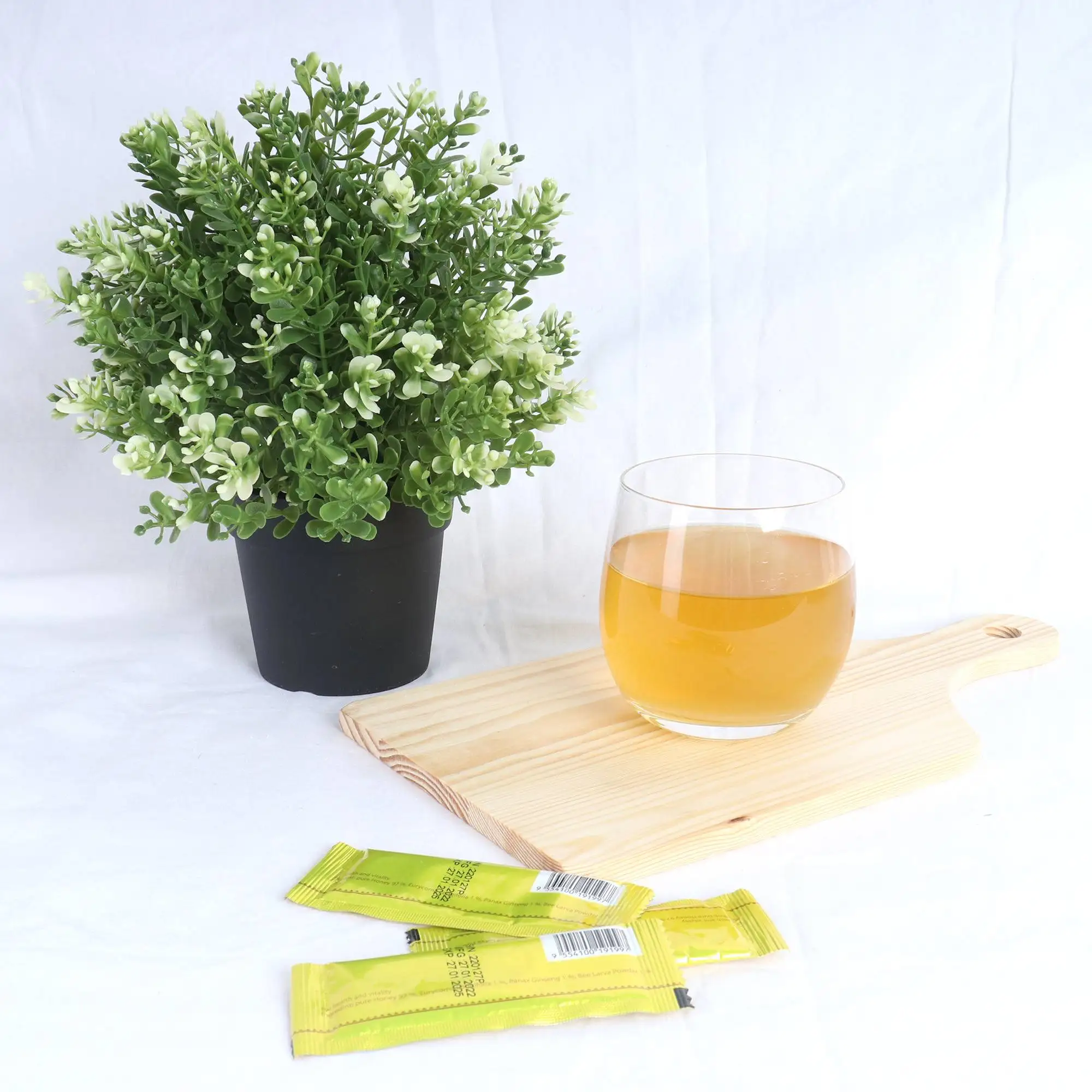 Preferred Supplier Cheapest Price High Quality OEM Available Golden Color Honey With Herbs Product Malaysia Trusted Exporter