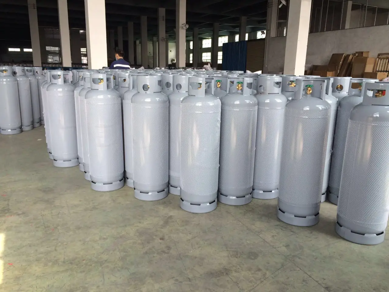 DOT4BW Standard 100 Pounds Propane Gas Tanks Empty Propane Cylinder with Valve