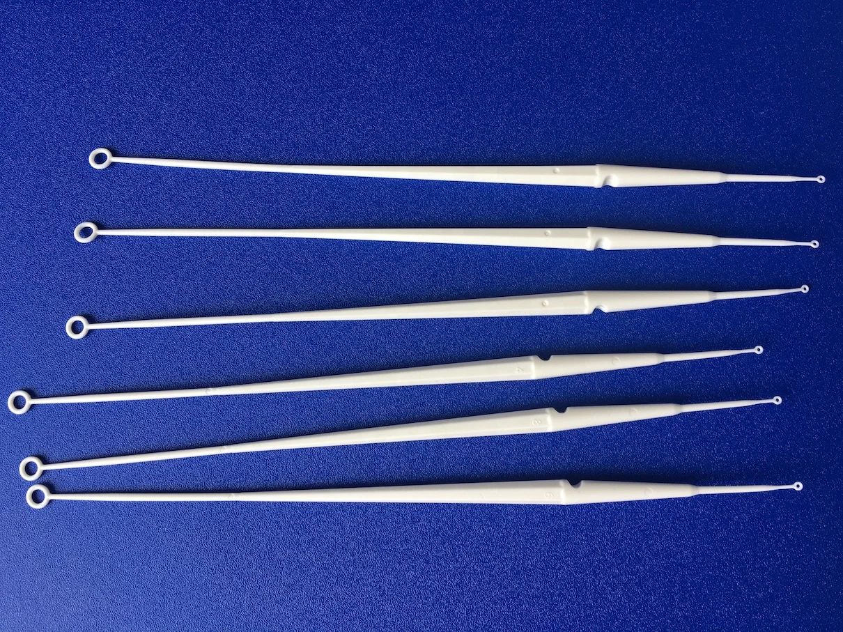 Medical laboratory inoculation disposable inoculating loops sterile plastic injection mould mold maker