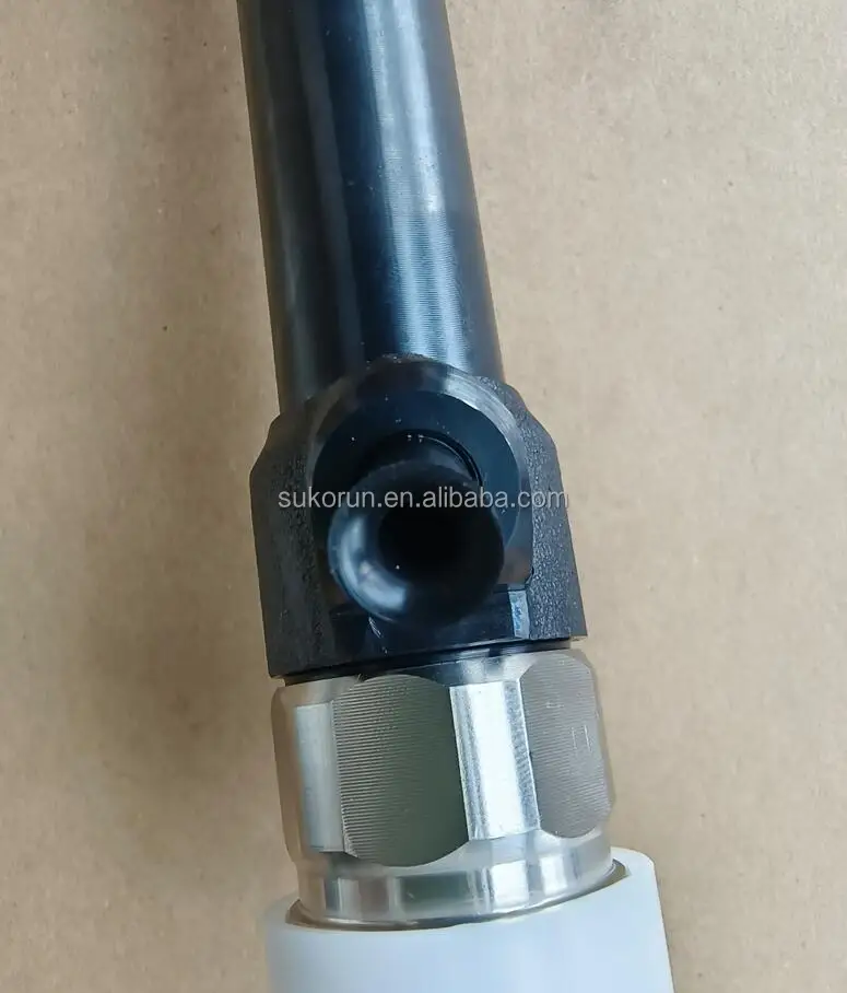 1465A054 L200 095000-5760 for Mitsubishi Pajero Montero Lancer Fuso 4M41 6m61 6m70 Diesel Fuel Common Rail Injectors Nozzles