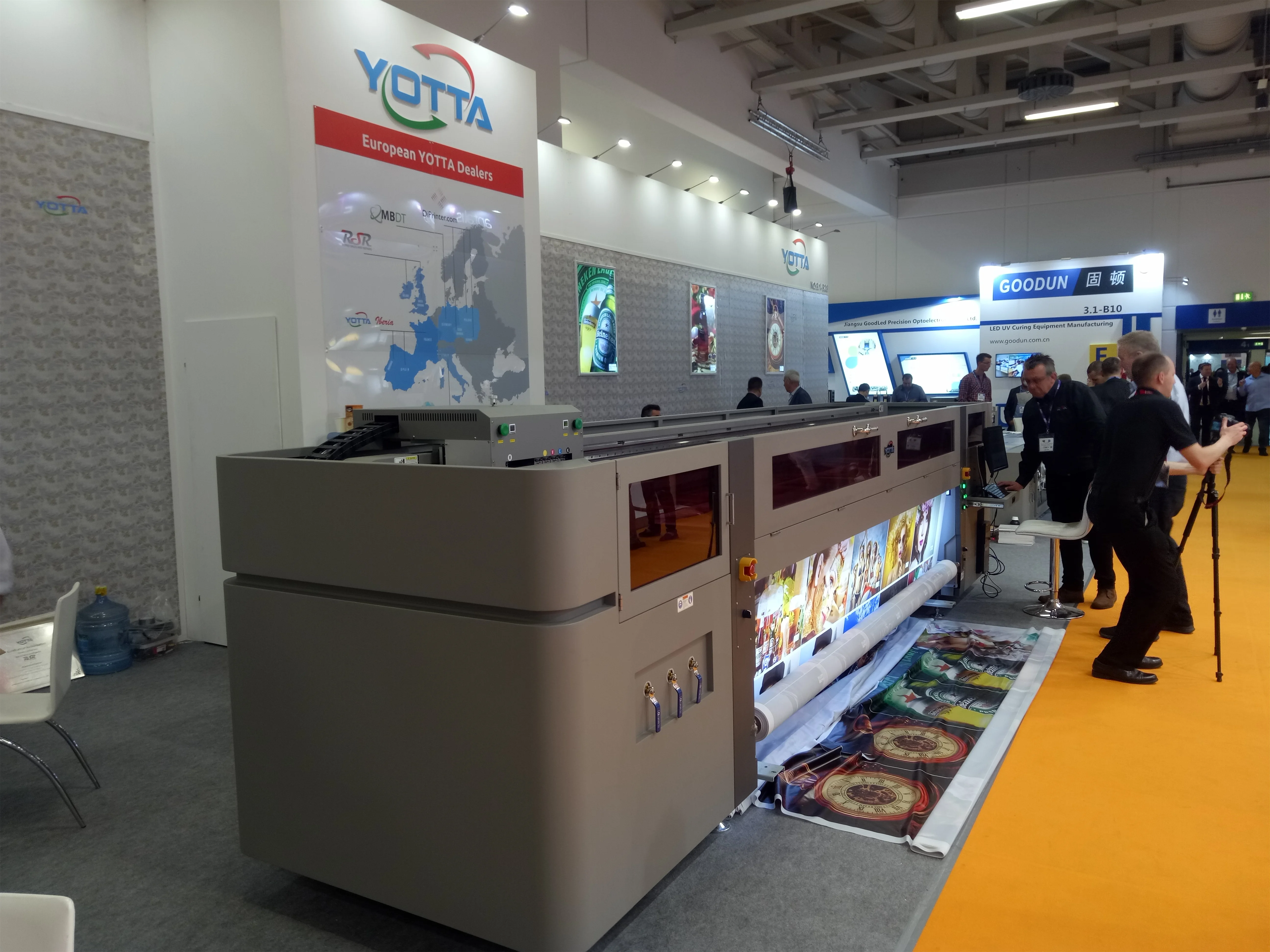 Yotta H3200 3 2 м Гибридный Ультрафиолетовый принтер планшетный и рулонный печатный станок