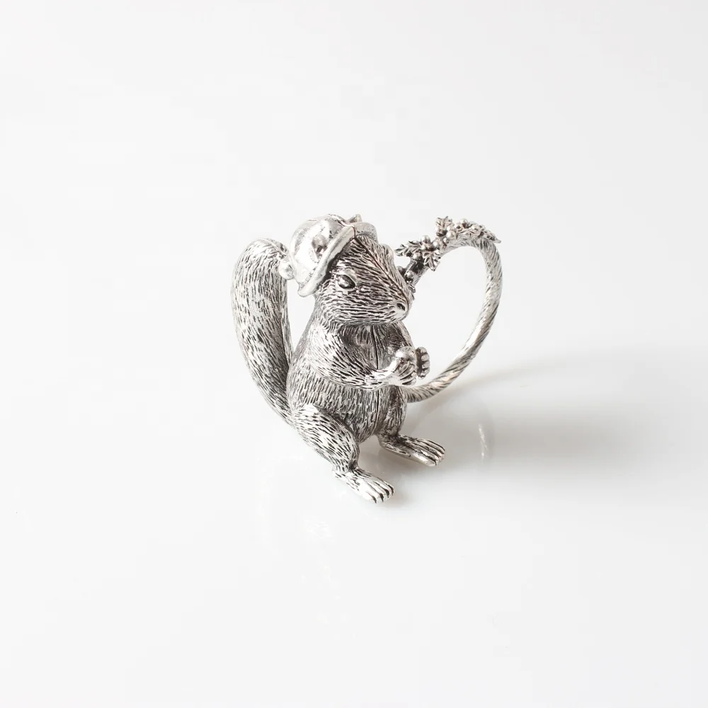Antique Silver Zinc Alloy Animal Squirrel Christmas Napkin Rings For Table Decoration