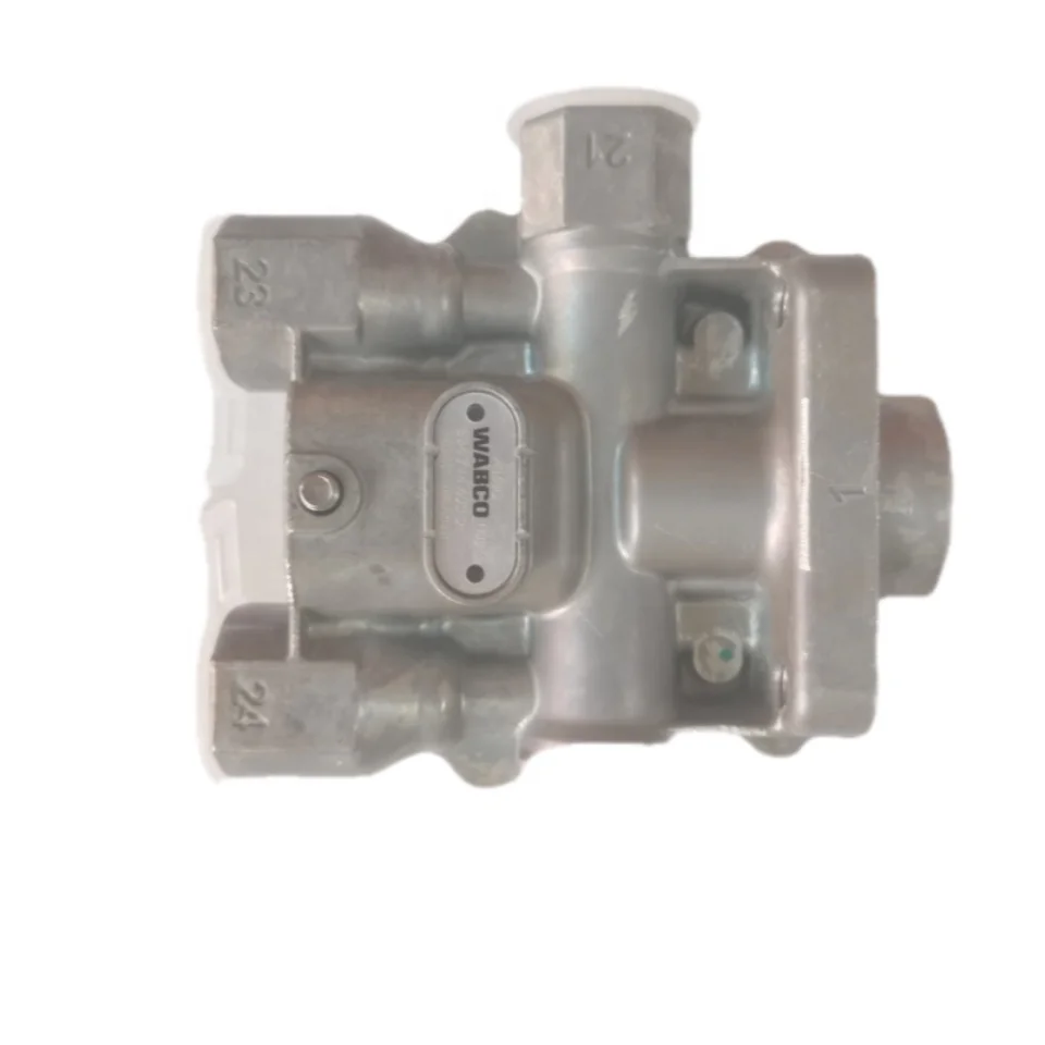 Original Wholesale WABCO Four-circuit Protection Valve 9347144030 for Sinotruk Spare Parts