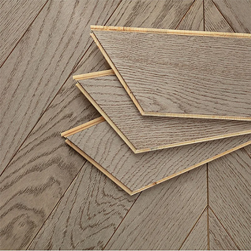 Customized Wire Brushed White Oak Chevron Parquet Engineered Floors