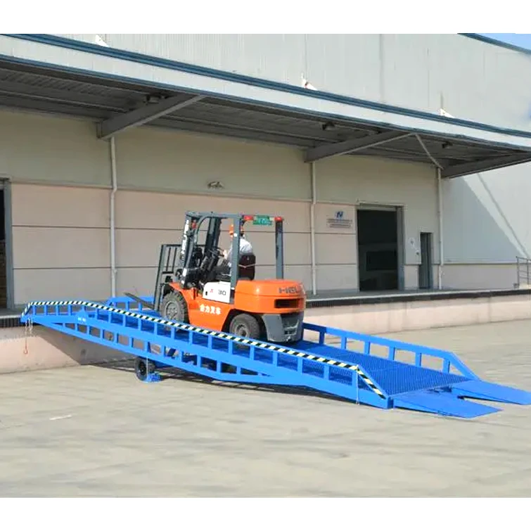 Portable truck ramp lift loading platform mobile dock leveler