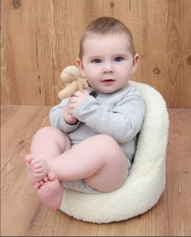 Posing Pod mini  Newborn Posing Chair Baby Photography Prop