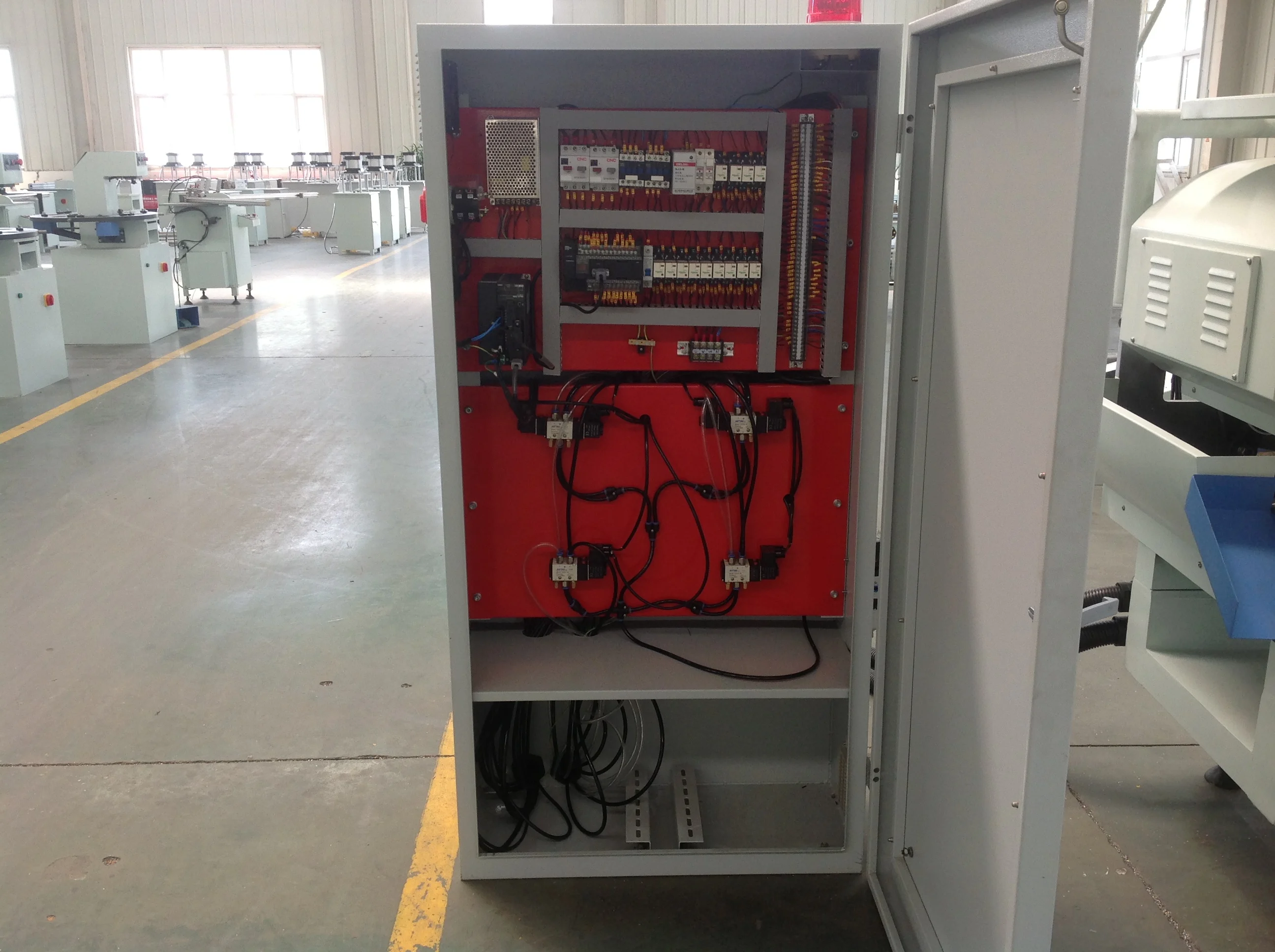 aluminum multi-profile double mitre cutting saw /PVC profile cutting machine/window door making machine