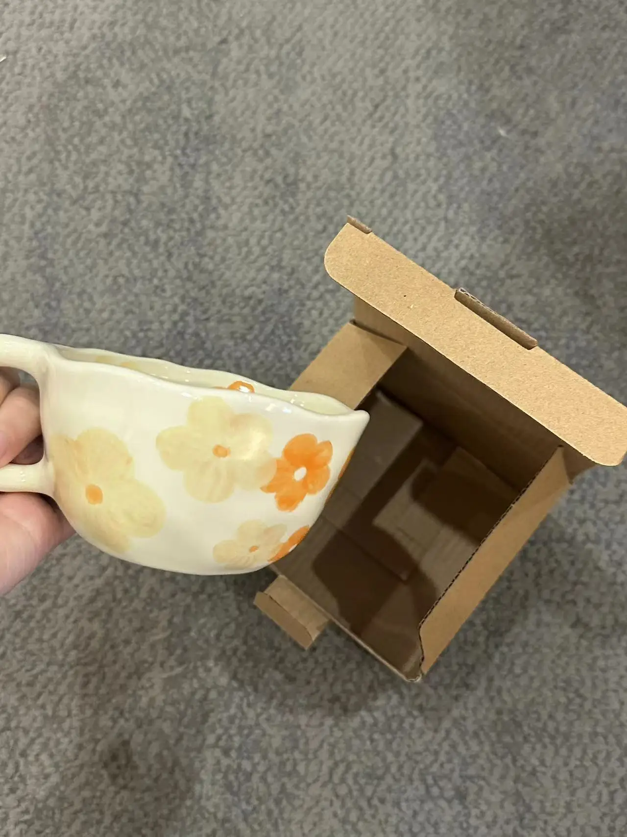 Handcrafted Dishwasher and Microwave Safe Creative Flower Cup Ceramic Coffee Mug with Handle for Office and Home