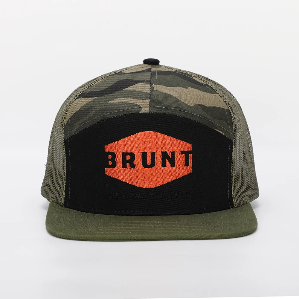 Wholesale Custom 7 Panel High Quality Cotton Hip Hop Embroidered Logo Flat Bill Digital Camo Snapback Trucker Caps Hat