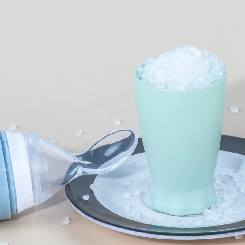 Silicone New Babi Product Baby Squeeze Rice Paste Fruit Feeding Bottle With Spoon Feeder For Kids