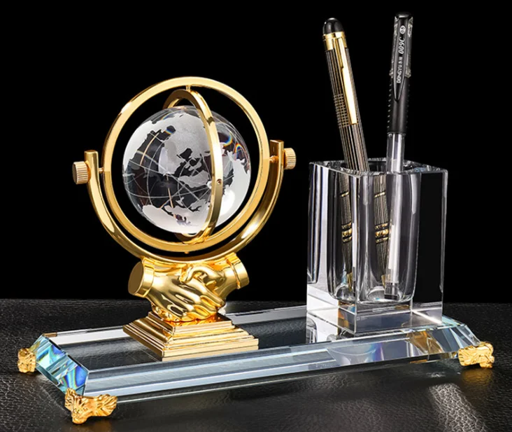 Hot  selling Crystal handshake pen holder business card frame three piece set of crystal desktop ornaments with high quality