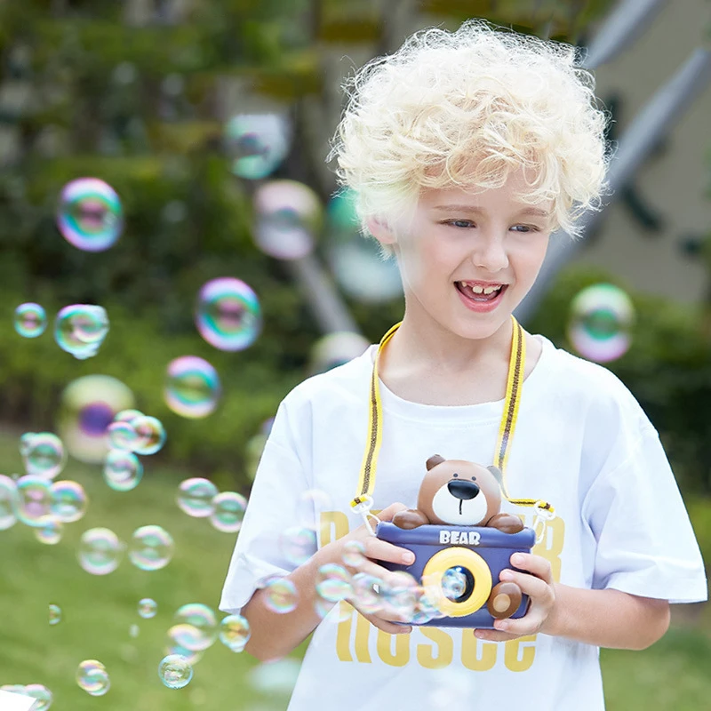 New Design Cute Cartoon Stupid Dog Bubble Machine Toy Light And Music Leak Proof Liquid Bubble Camera Summer Outdoors Soap Toys