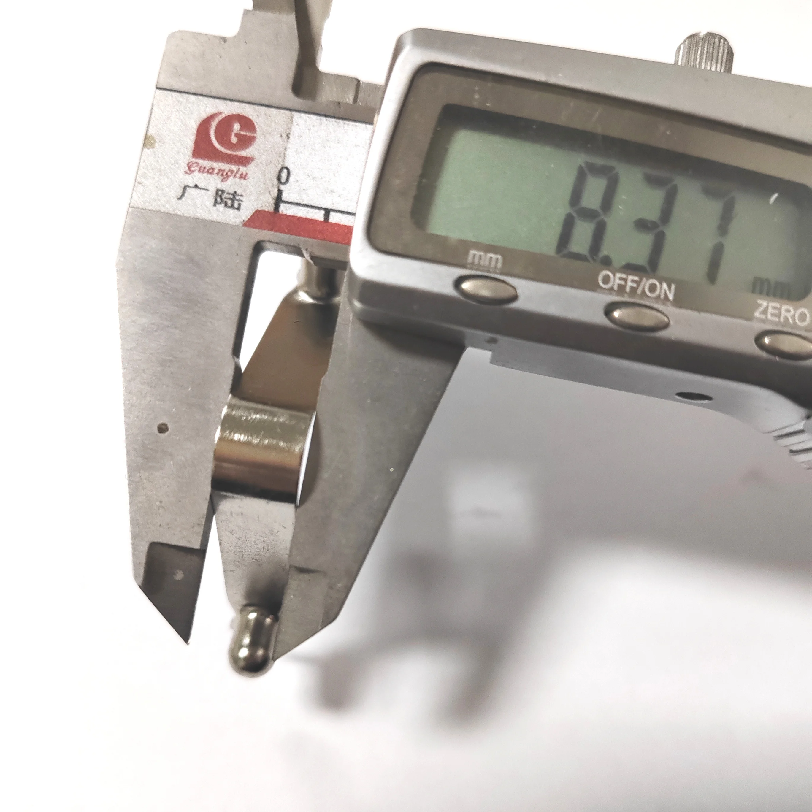 6mm diameter double button V Shaped Flat Spring Clip for 18-24mm Tube Pole Size