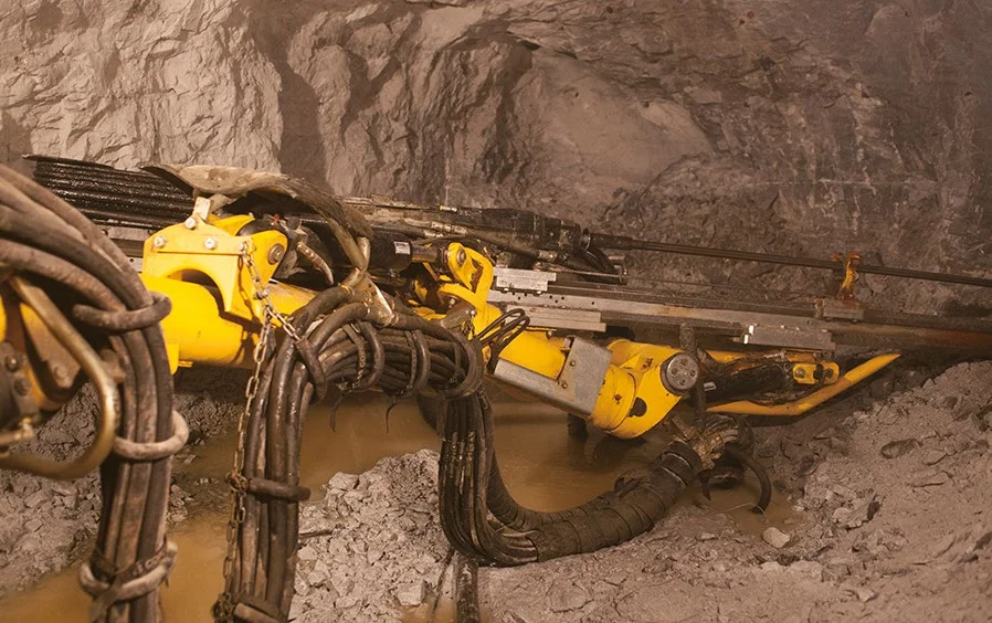 Underground 31 m2 One Boom Borehol Atlas Copco Hydraulic Drill Blast Hole Drill Rig Face Drilling Rig