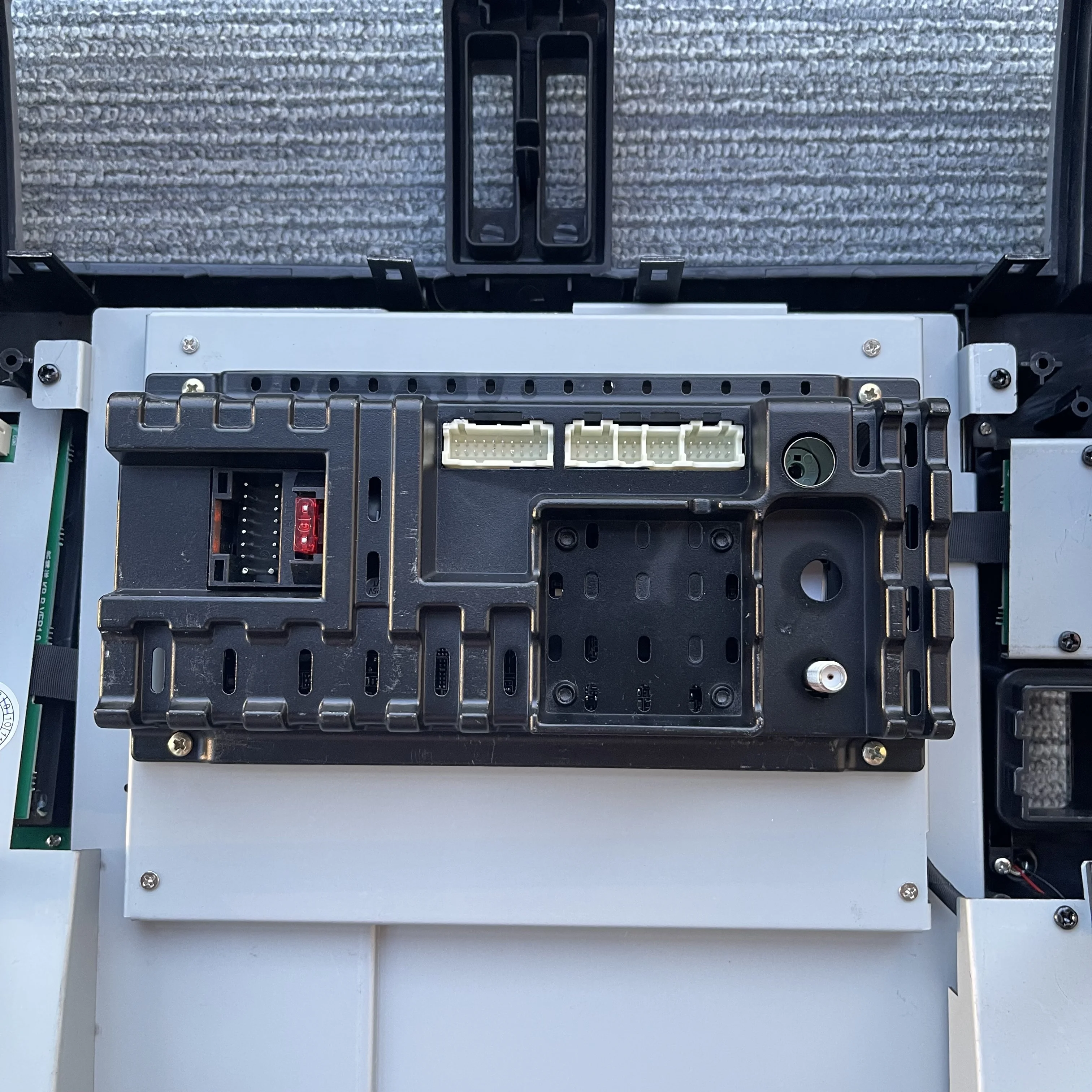 Wholesale gps car navigator navigation & gps android car player radio Multimedia Video Player for Toyota Prado