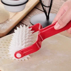 New Hole Puncher Cutter Pastry Lattice Stainless Steel Dough Docker Plastic Pizza Needle Roller Wheel