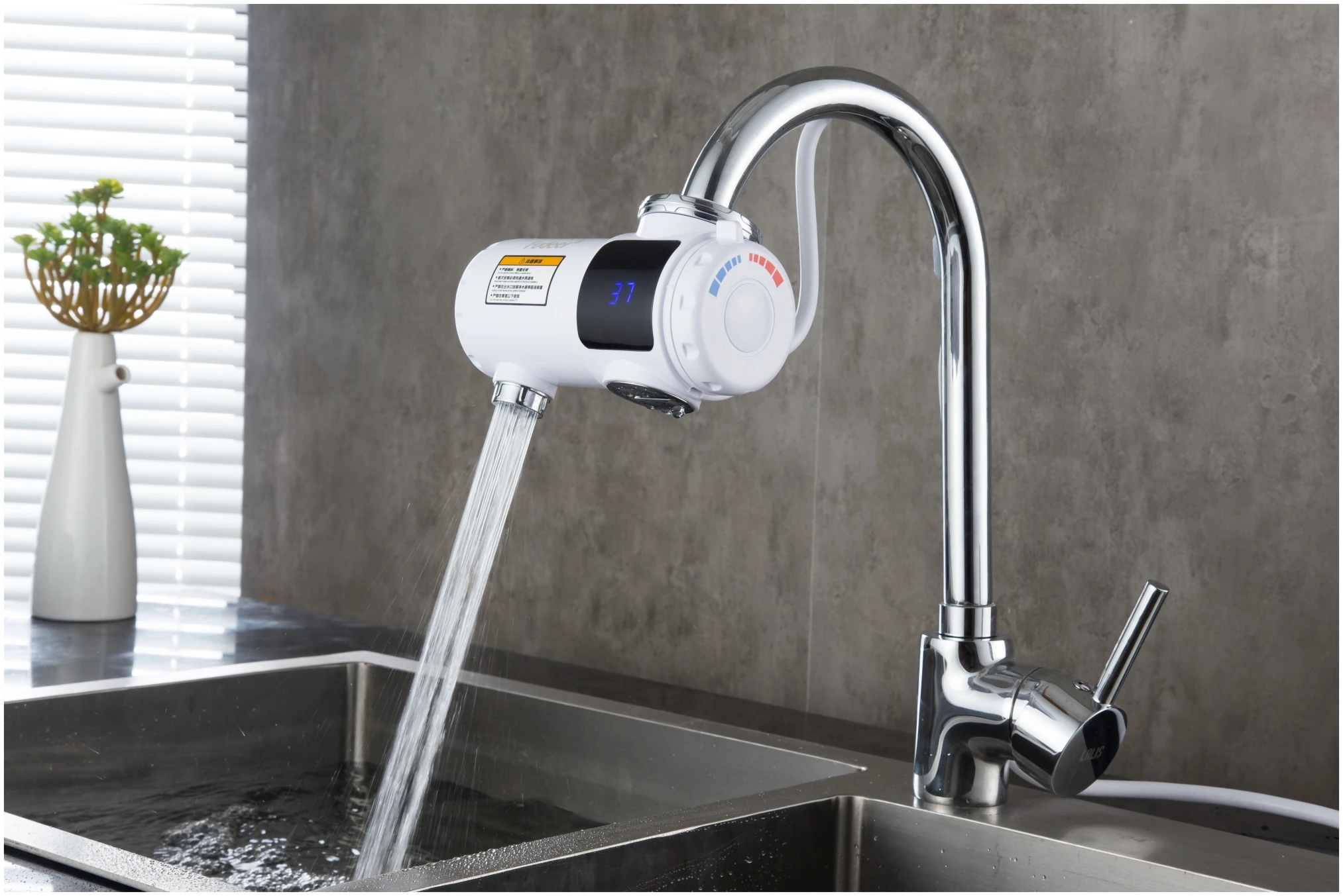 New Design  Electric Instant Heating Hot Water Faucet Tap Quick connect electric  faucet for  kitchen bathroom